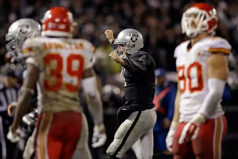 Raiders Shock Chiefs, 24-20, For First Win
