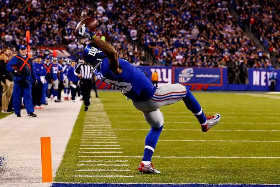 Drew Brees and Odell Beckham Jr. Set World Record for One Handed Catches (VIDEO)