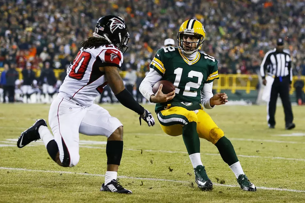 Aaron Rodgers Leads Packers Over Falcons, 43-37