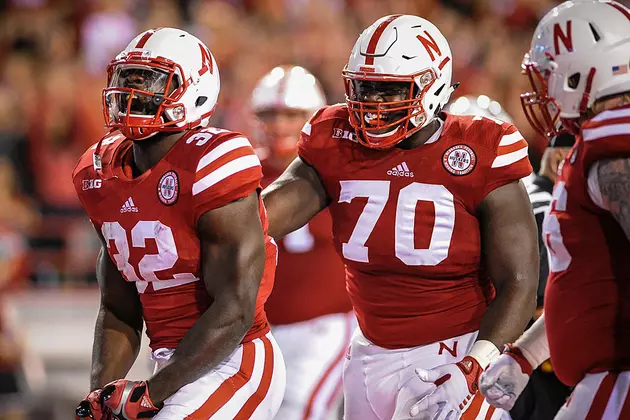 Nebraska Player Refuses to Leave Tip for Waiter Who Ripped Football Team