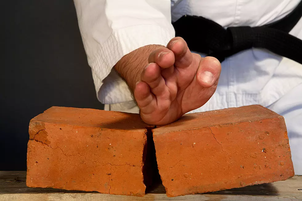 Watch Record-Setting Karate God Smash 726 Bricks in 86 Seconds