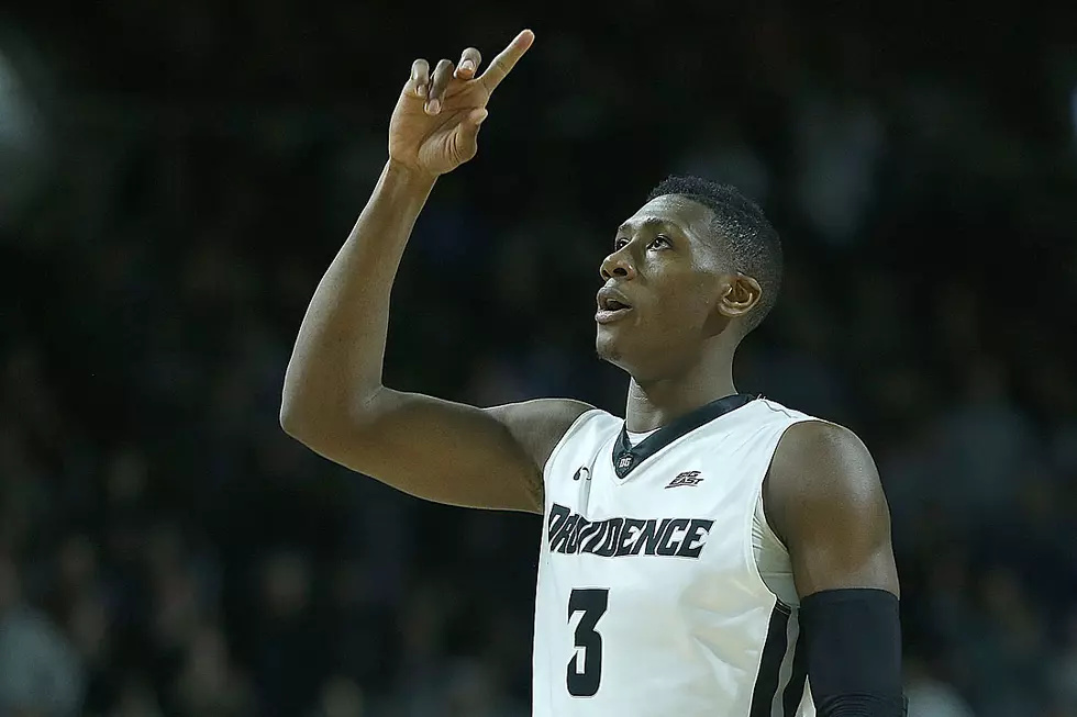 Fan Pays Providence's Kris Dunn to Miss Free Throw - Sort Of