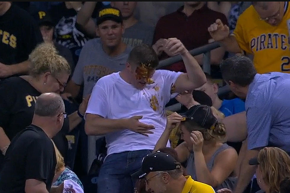Pirates Fan Winds Up With an Embarrassing Face Full of Nachos