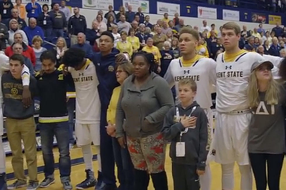 Kent State Basketball Stands With Fans for National Anthem in Unifying Moment