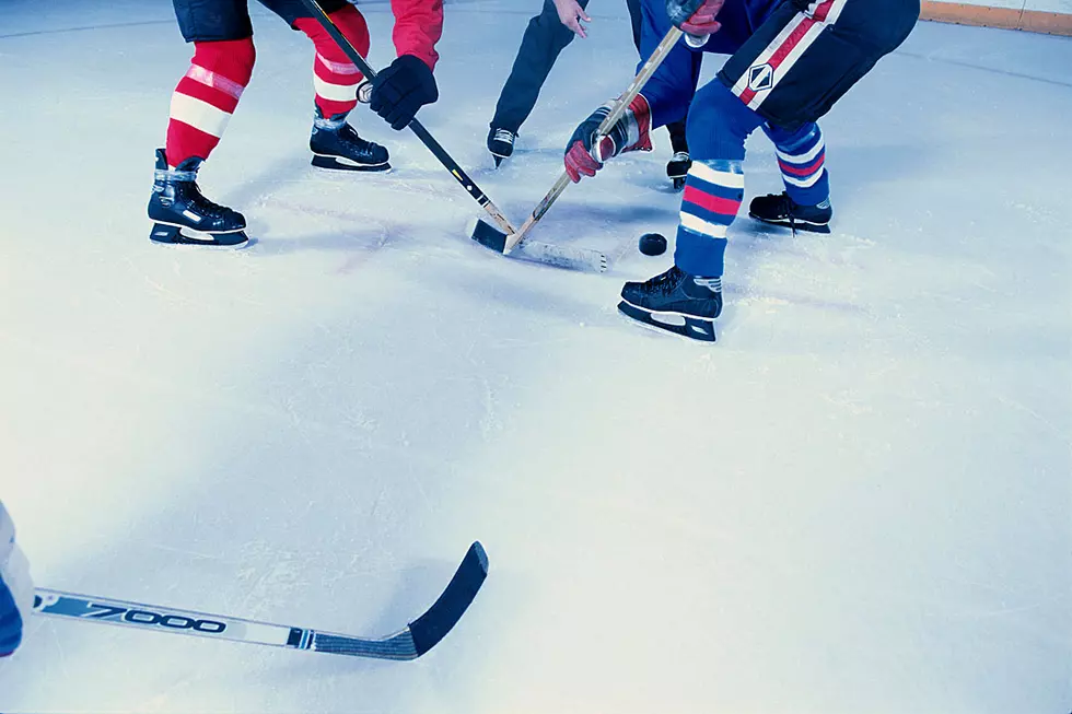 Hockey Announcer Goes Off the Rails Bonkers on Game-Winning Goal