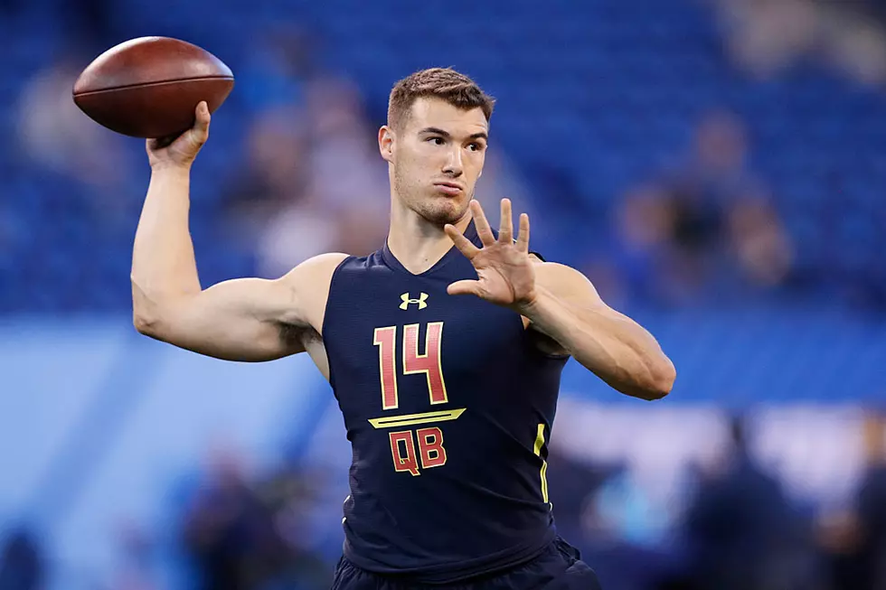 Chicago Bears Fans Are Sooooo Angry They Drafted Mitch Trubisky
