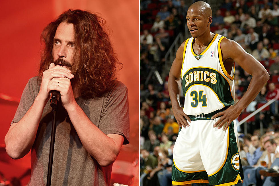 Watch the Time Chris Cornell Went On Expletive-Laced Tirade Over SuperSonics Leaving Seattle