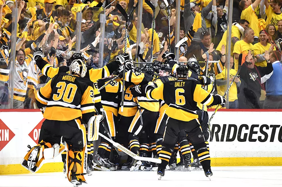 Relive Chris Kunitz&#8217;s 2OT Goal That Sent the Penguins to the Stanley Cup Final