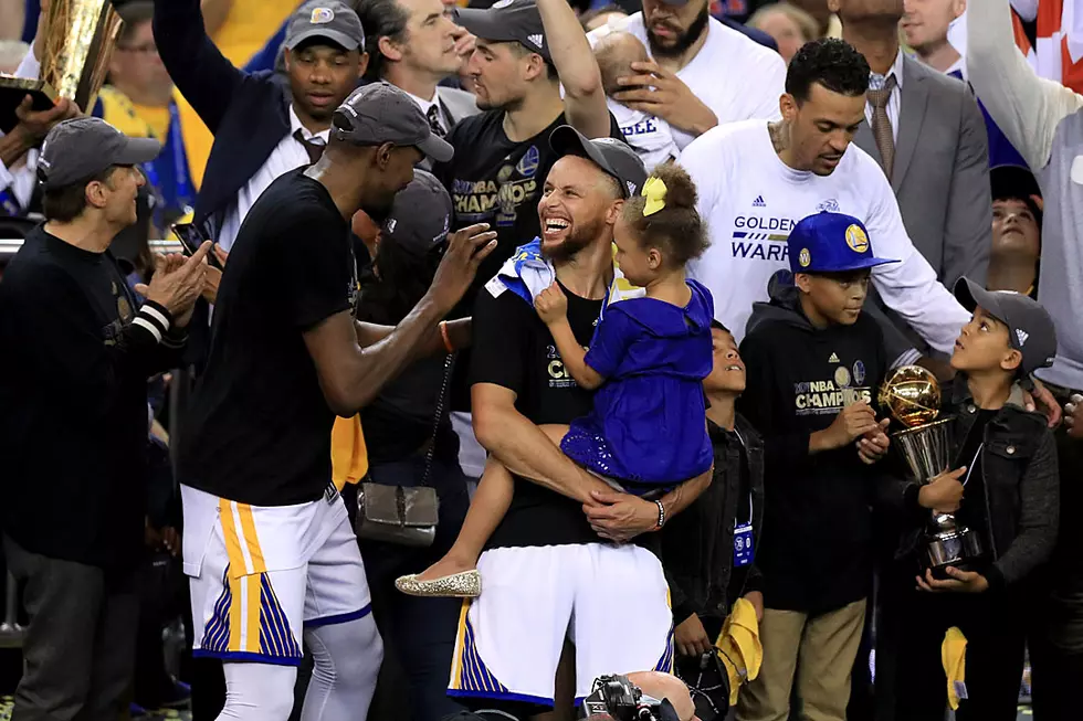 What the Heck Did Kevin Durant Say to Make Steph Curry Laugh?