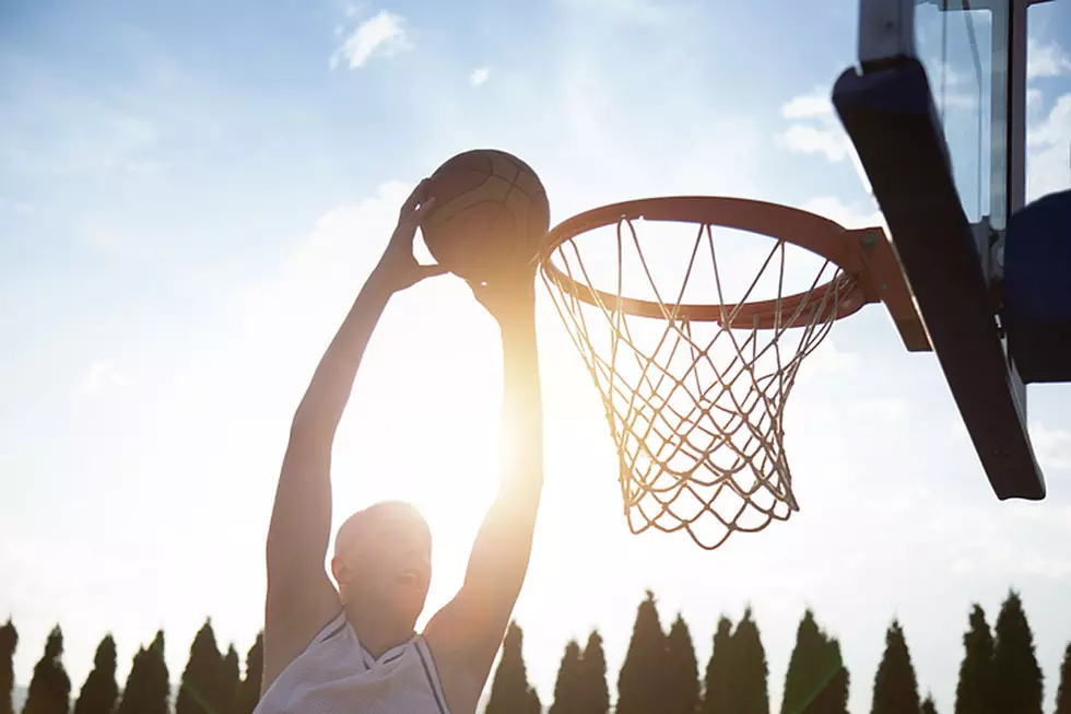 Drive-By Dunk Challenge Leaves No Driveway Rim Unjammed