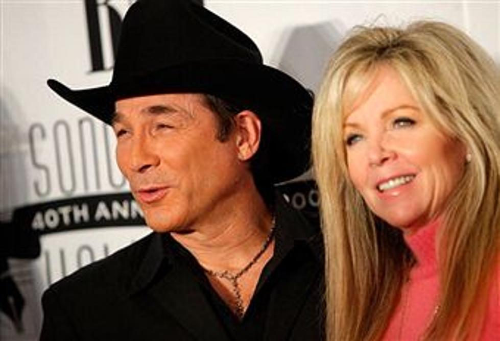 Clint and Lisa Hartman Black Celebrate Twenty Years [Video]