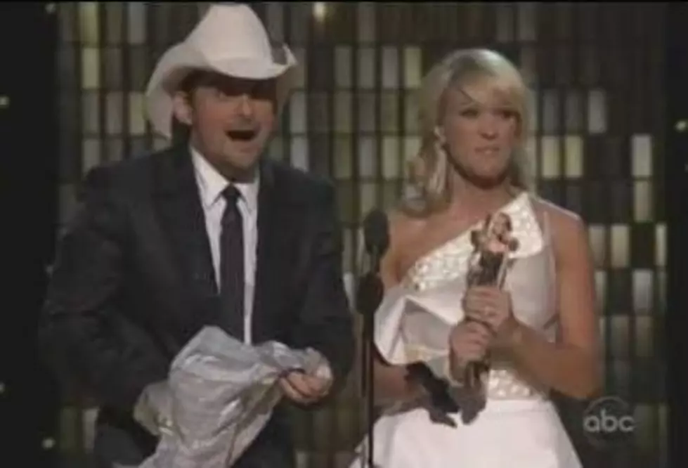 CMA Awards Funny Show Opener [VIDEO]