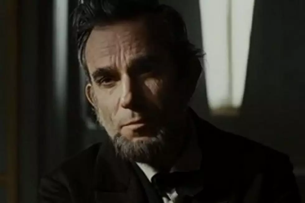 &#8216;Lincoln&#8217; Lives Through Daniel Day-Lewis in Terrific New Spielberg Film  [VIDEO]