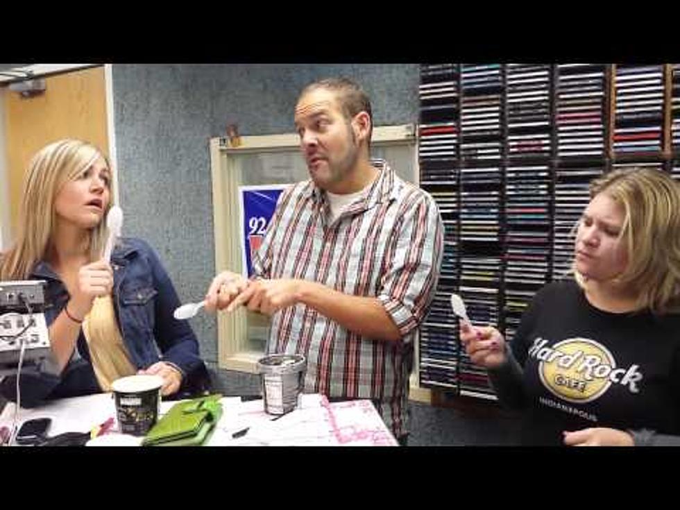 The Celebrity Apprentice Ice Cream Taste Test: Trace Adkins Vs. Penn Jillette [Video]