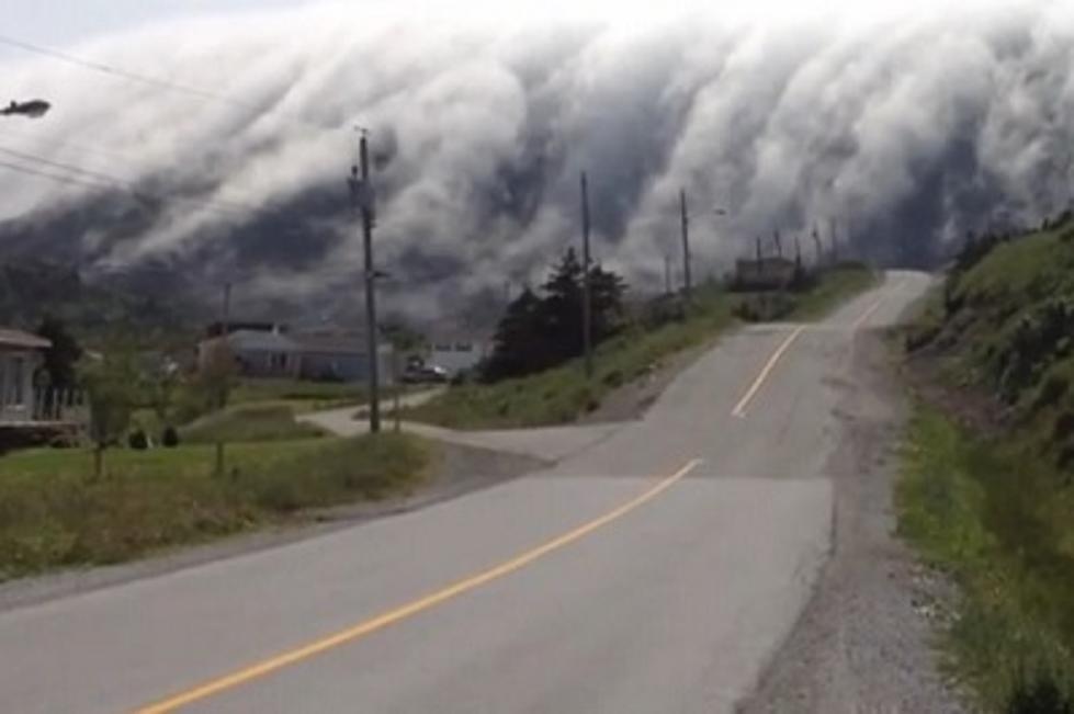 Fog Bank Overtakes Mountain in Awesome New Video