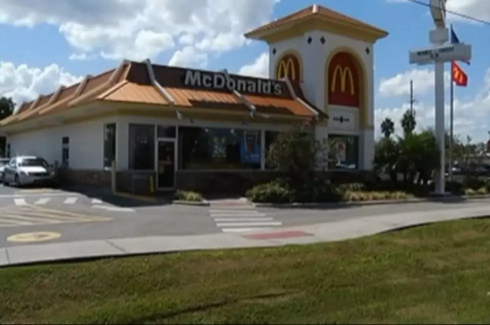 McDonald’s Employees Help Deliver Baby in Restaurant’s Restroom [VIDEO]