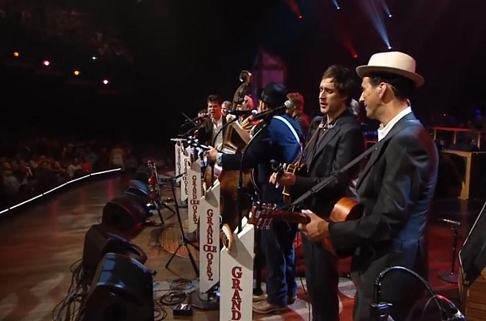 Old Crow Medicine Show Teams with Dierks Bentley for Will the Circle Be Unbroken at the Opry [VIDEO]