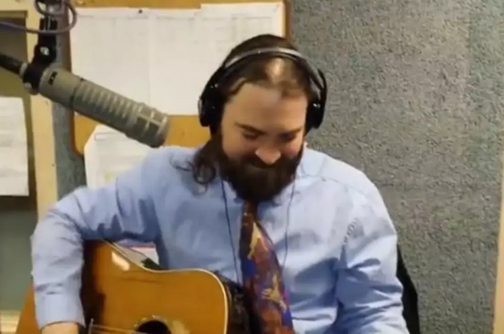 &#8216;We Can&#8217;t Stay Here&#8217; Sings Andy Brasher Live at WBKR [VIDEO]