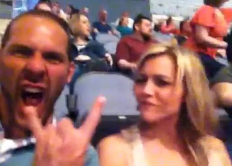 Chad and Jaclyn Present: How to Kill Time at a Concert [Video]