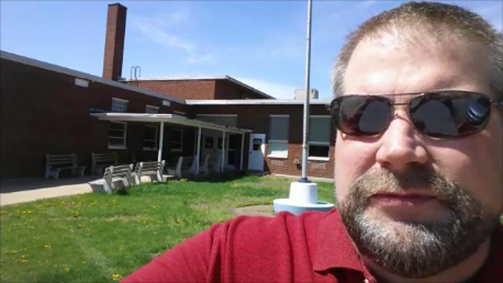 A Tour of Masonville Elementary Before It Is Auctioned [VIDEO]