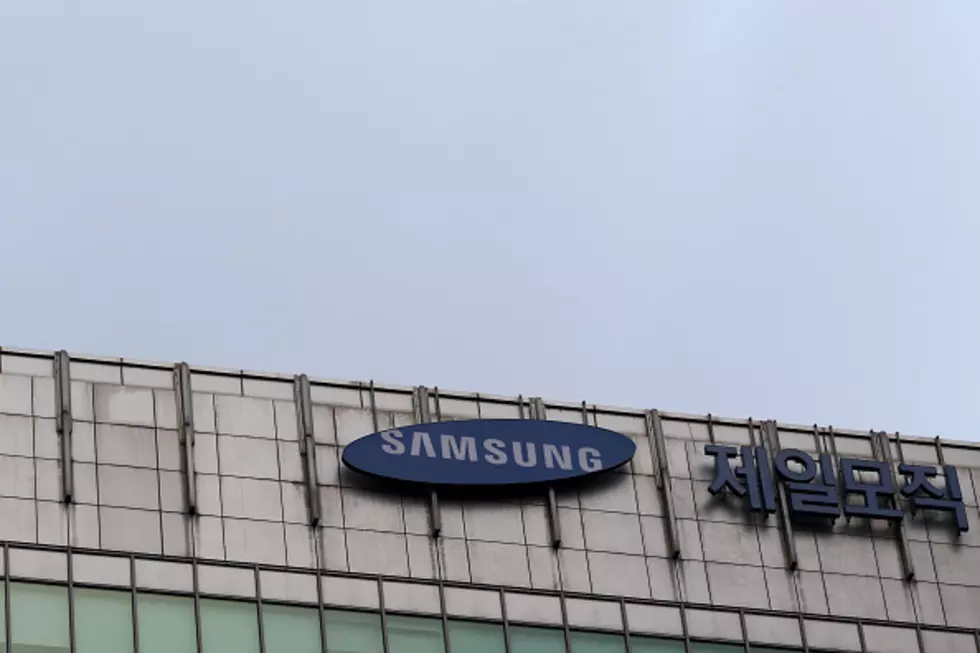 Samsung Trucks Testing Front Cameras and Rear Screens