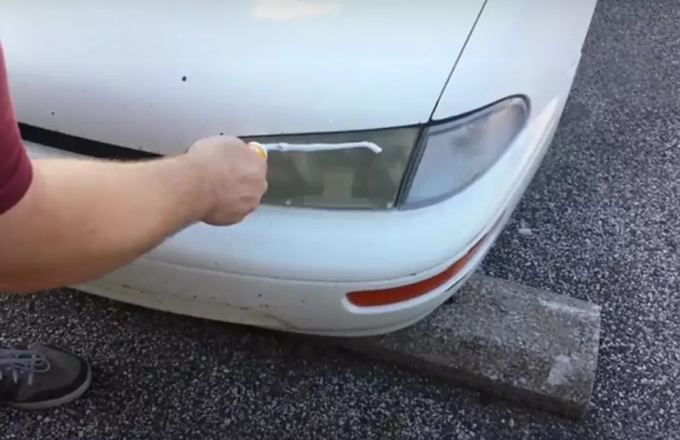 Dave Spencer Cleans a Headlight with Toothpaste…the RIGHT Kind [VIDEO]