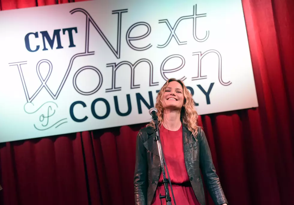 &#8216;CMT Presents Jennifer Nettles With The 2016 Next Women Of Country Tour&#8217; Coming To Ford Center March 19th [VIDEO]