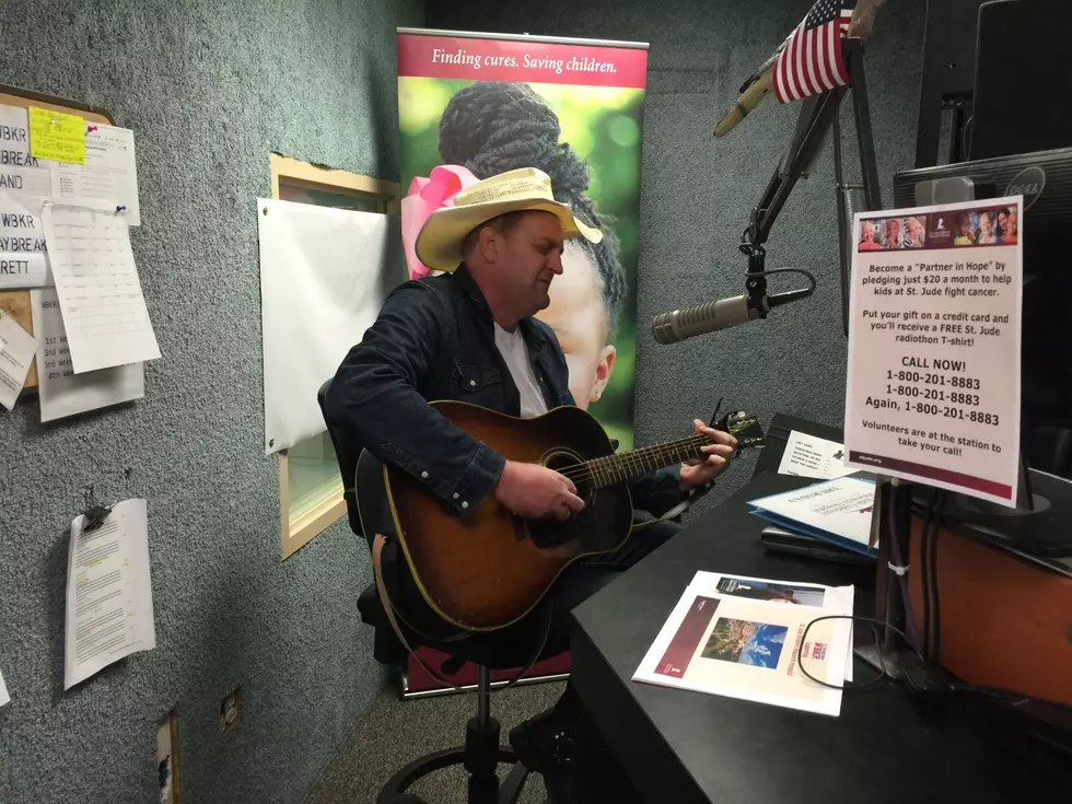 2016 St. Jude Radio Thon &#8211; Marty Brown Sings &#8220;Make You Feel My Love&#8221; [VIDEO]
