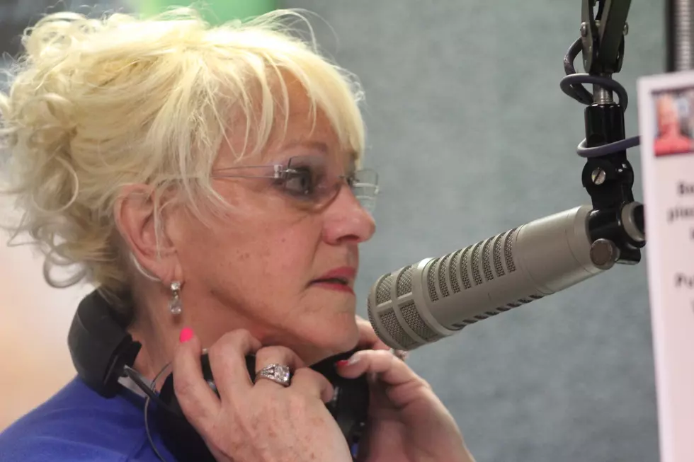 Goldie Payne Sings At WBKR’s St. Jude Radiothon