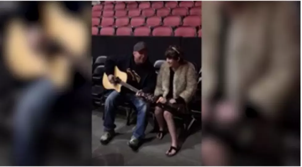 Garth Serenades Evansville Teen