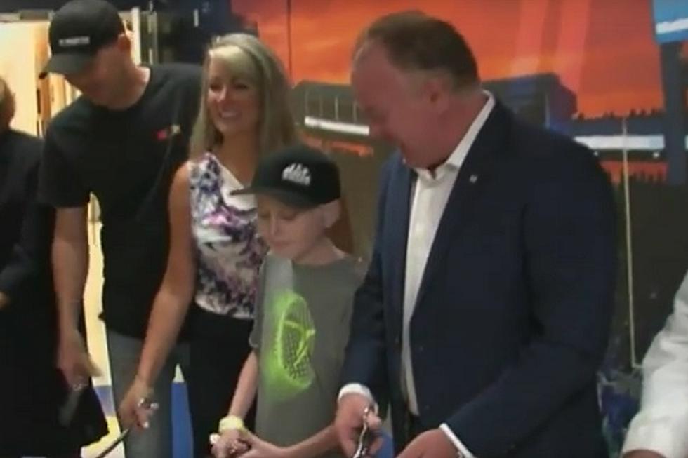 UK Football Coach Stoops Speaks at Ribbon Cutting for KY Children’s Hospital ‘Hall of Champions’ [VIDEO]