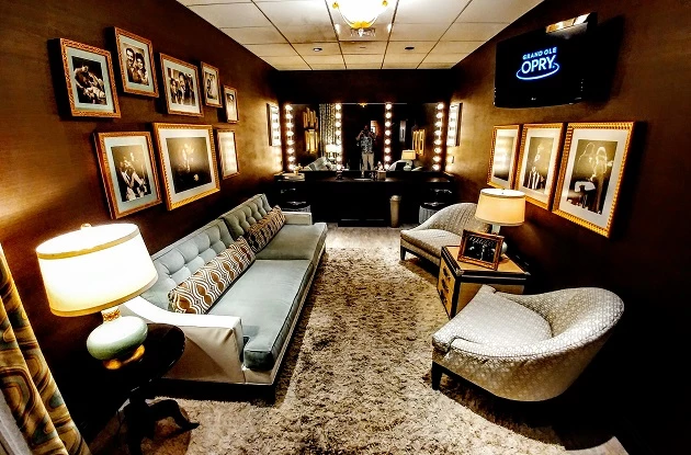 a-virtual-backstage-tour-of-the-grand-ole-opry-photos
