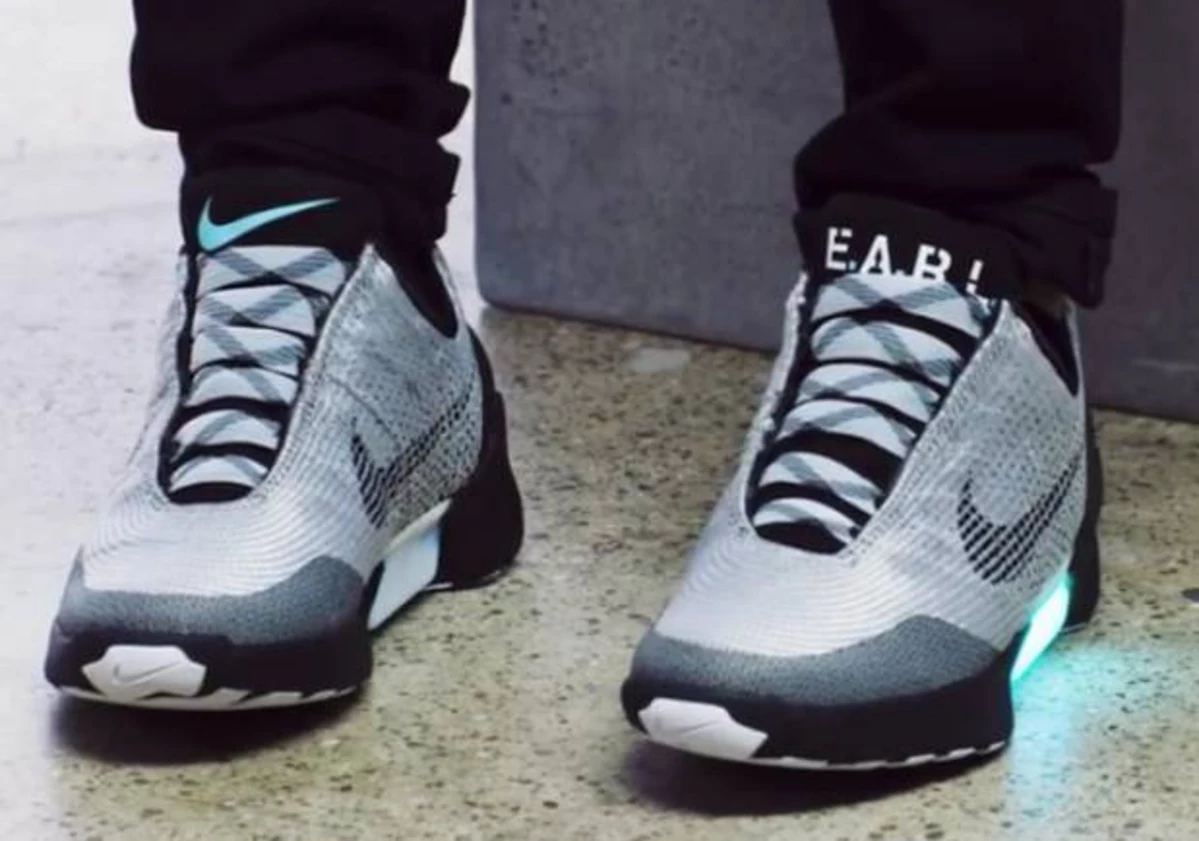 Nike Introduces Self Lacing Shoe [VIDEO]