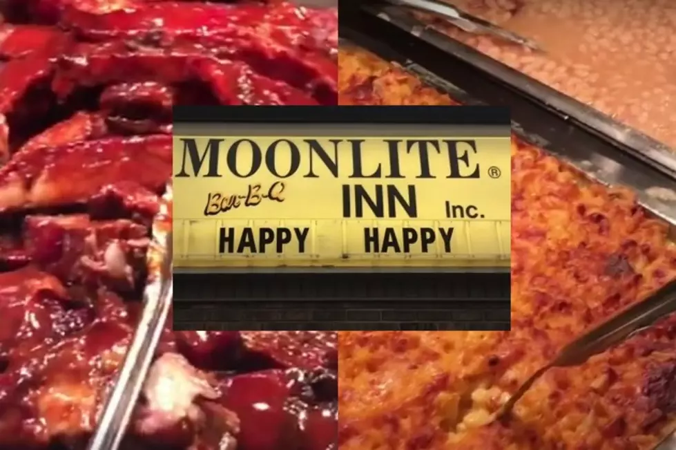BUCKET LIST: Visiting Moonlite Bar-B-Q&#8211;One of the &#8216;Happiest Places on Earth&#8217; [VIDEO]