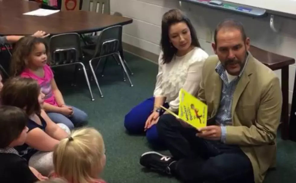 Chad and Angel Celebrate Dr. Seuss’ Birthday at East View Elementary [Video]