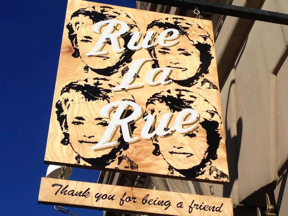 I Visited NYC&#8217;s Golden Girls-Inspired Rue La Rue Cafe [Photos]