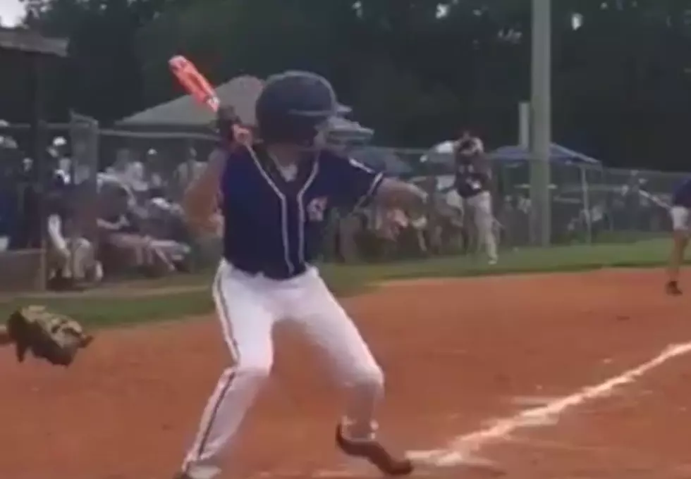 One-Handed Bowling Green Little League Player Hits Home Run [VIDEO]