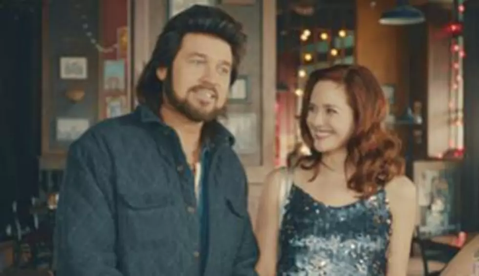 Owensboro Native, Haley Strode, Guest Stars On “Still The King” With Billy Ray Cyrus (VIDEO)