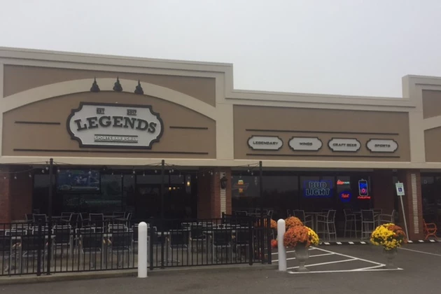 Legends Bar & Grill finds success at Lake Forest Town Center - The  Owensboro Times