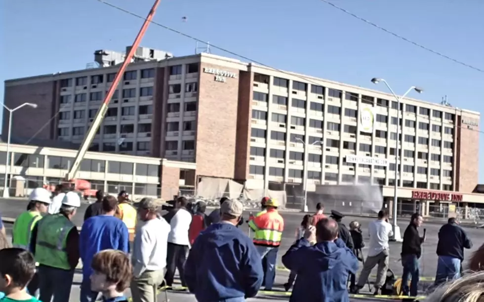 Owensboro’s Executive Inn Was Demolished Nine Years Ago Today [VIDEO]