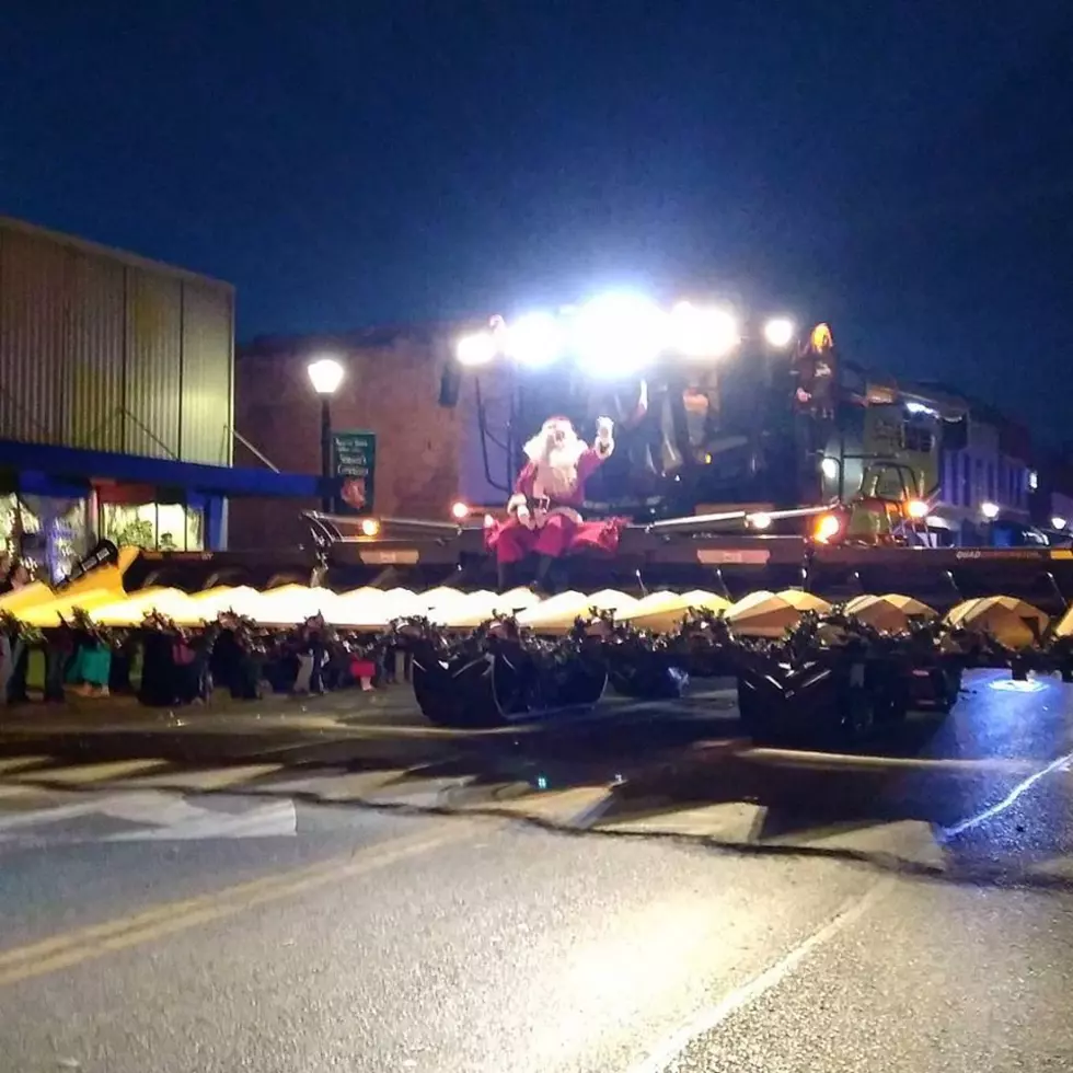 Santa Came to Beaver Dam Christmas Parade on a Combine [VIDEO]