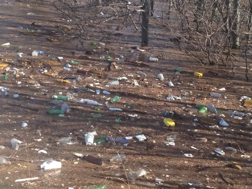 Ohio River Flooding Reveals Massive Problem with Littering [Photos]