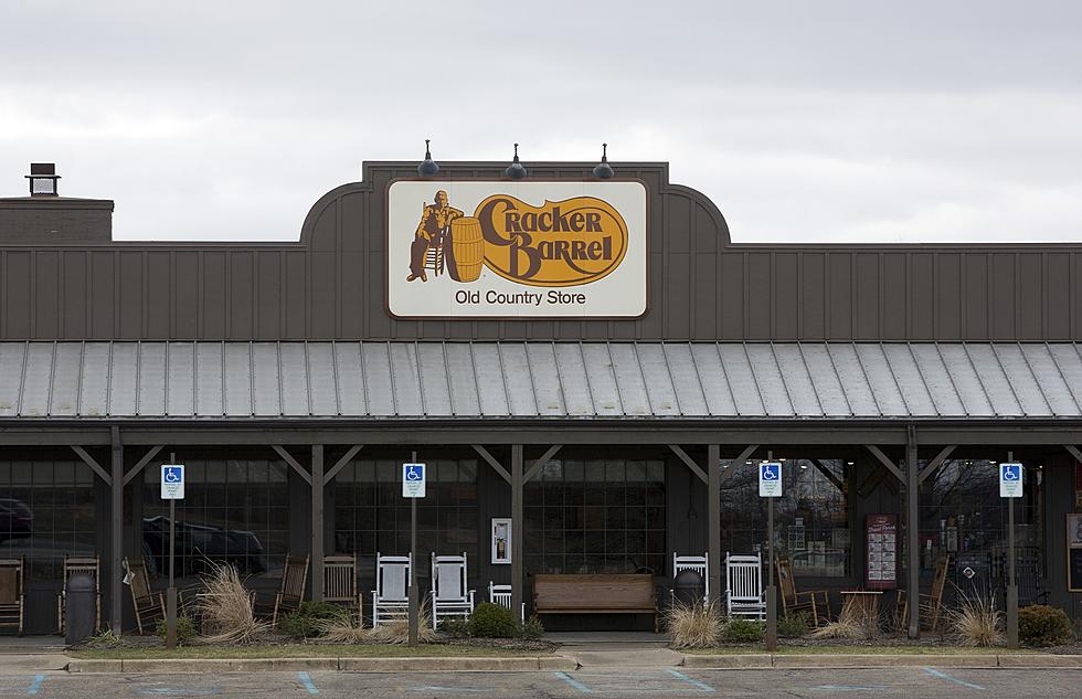 Did You Know that Cracker Barrel Serves Alcohol Now?