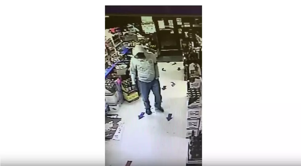 VIDEO OF DISCOUNT LIQUORS SUSPECT