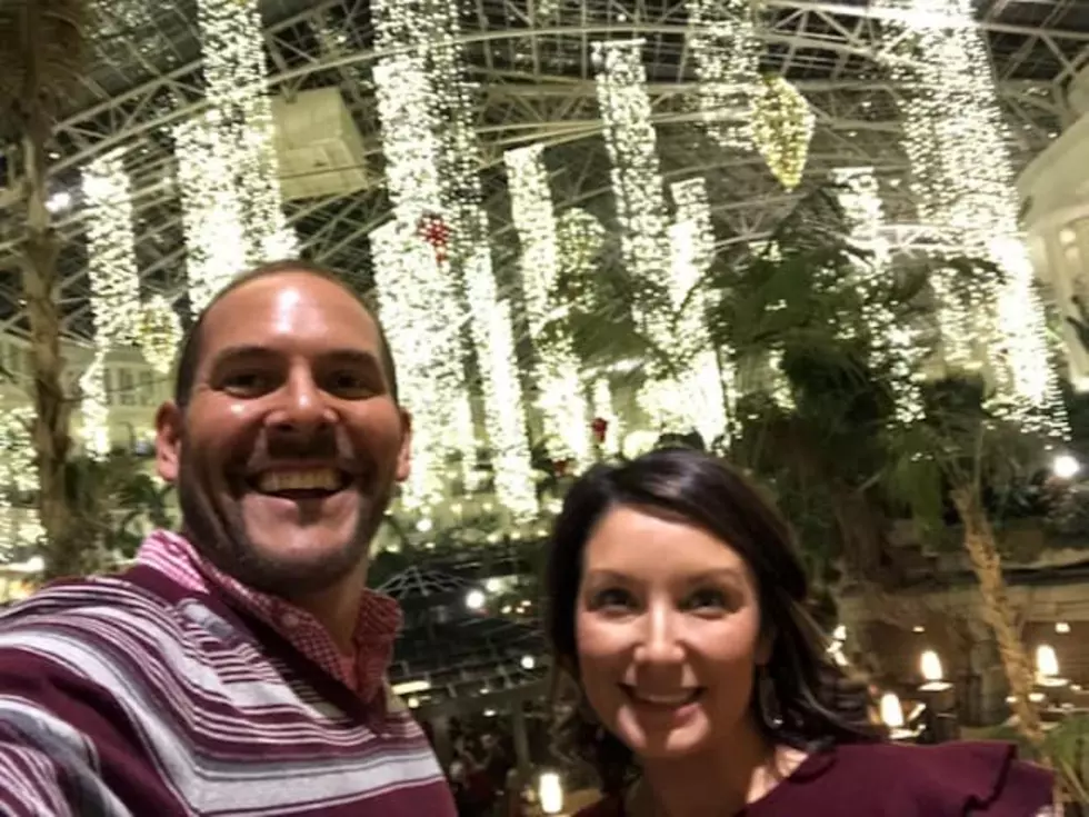 Take A Tour of A Country Christmas At Gaylord Opryland