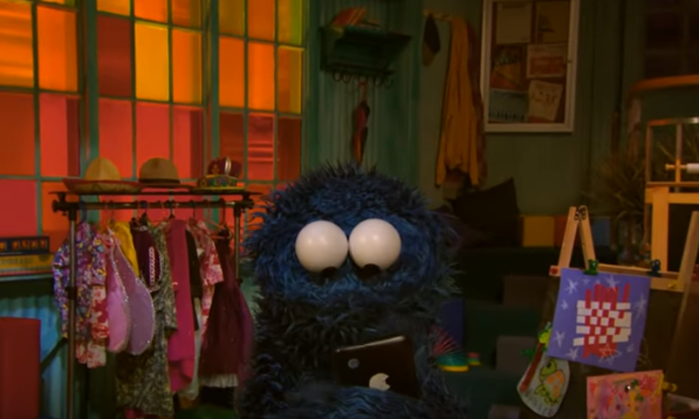 It&#8217;s a Device Free Dinner at Sesame Street [VIDEO]