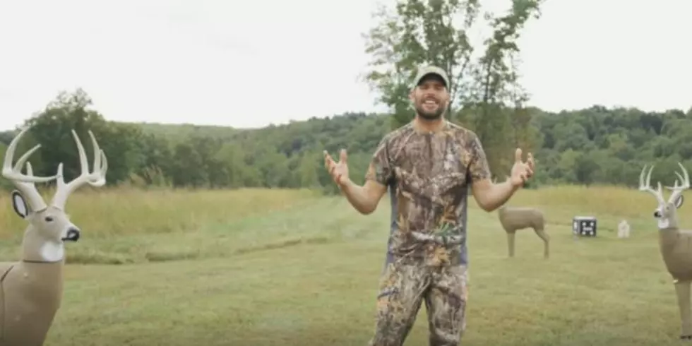 Carrie Underwood&#8217;s Husband Sings Deer Hunting Parody of Lonestar&#8217;s Amazed [Video]