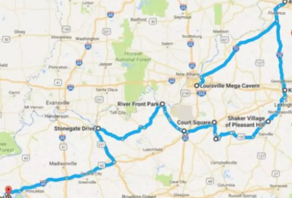 Take A Christmas Lights Road Trip Through Kentucky (VIDEO)