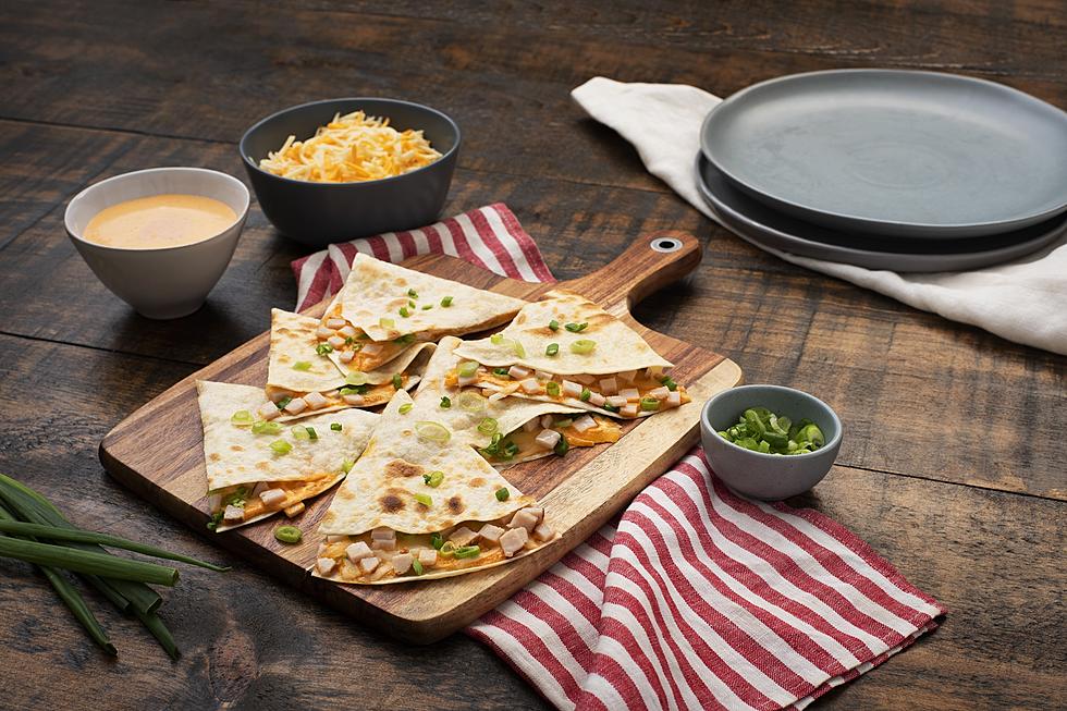 What's Cookin'? Kentucky Legend's Buffalo Turkey Quesadillas [Rec