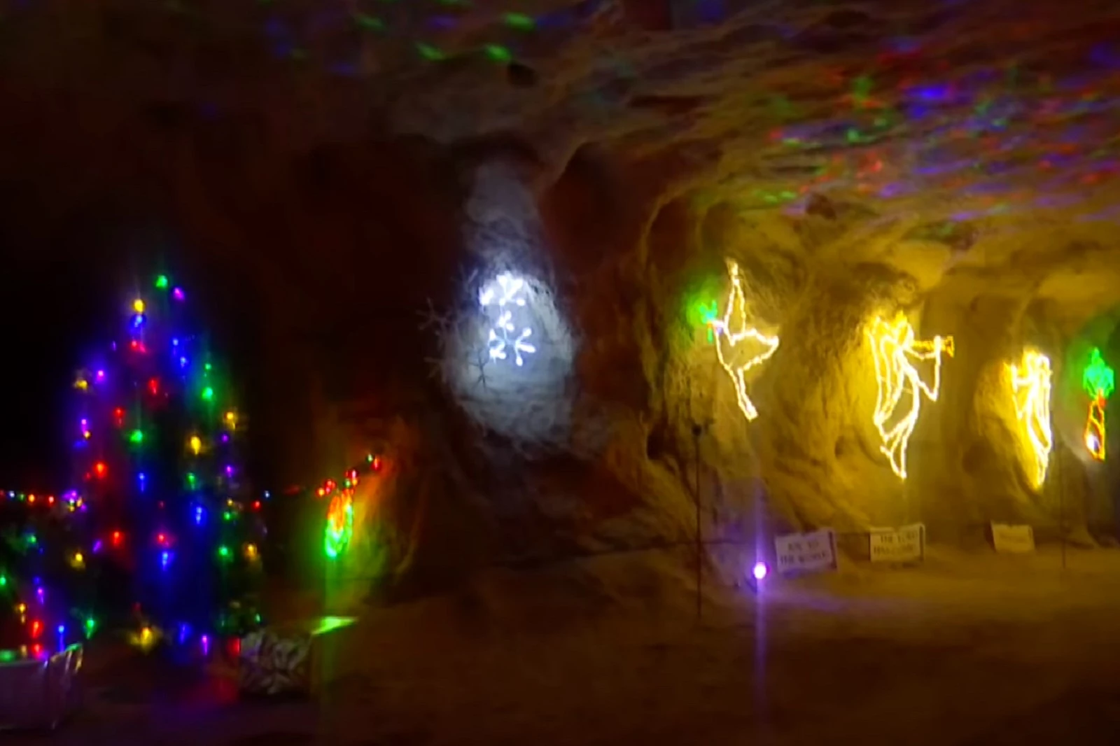 Ohio's Free Christmas Cave Sounds Like the Perfect New Tradition